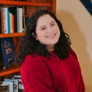 Amelia Flores Headshot